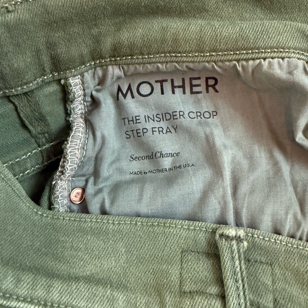 MOTHER The Insider Crop Step Fray Jeans Darkβ Olive Size 34 - Picture 5 of 9